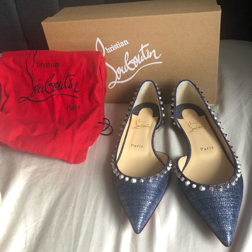 BNWT Louboutin Irishell Flats in Denim/Silver